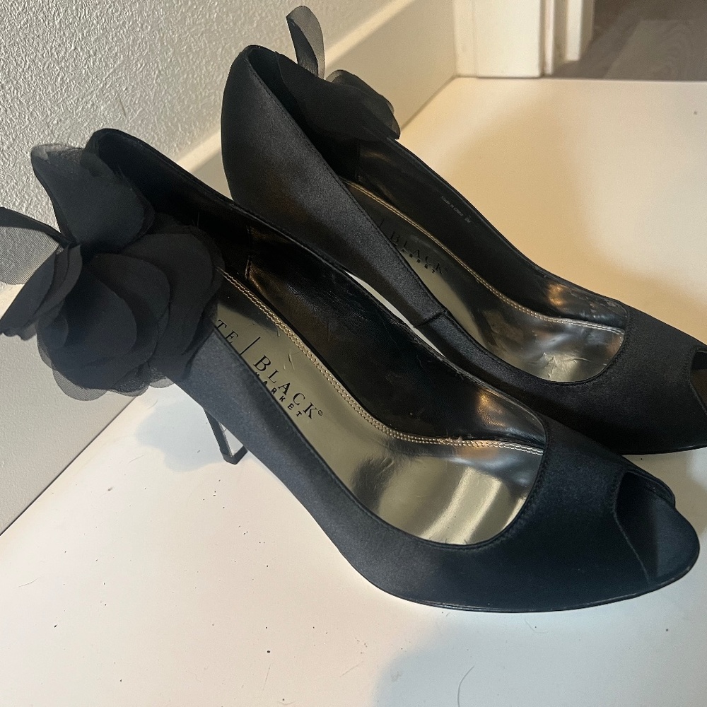White House Black Market Satin Heels